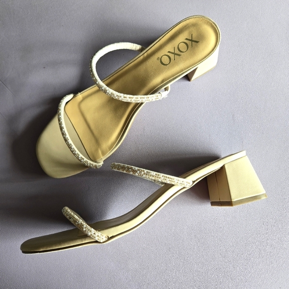 XOXO Uma‎ Block Heel Sandals Women's 9 Feminine Dainty Casual Party Vacation - Picture 1 of 10